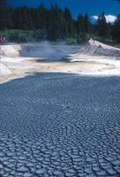 Mud Volcano area: Black Dragon Cauldron