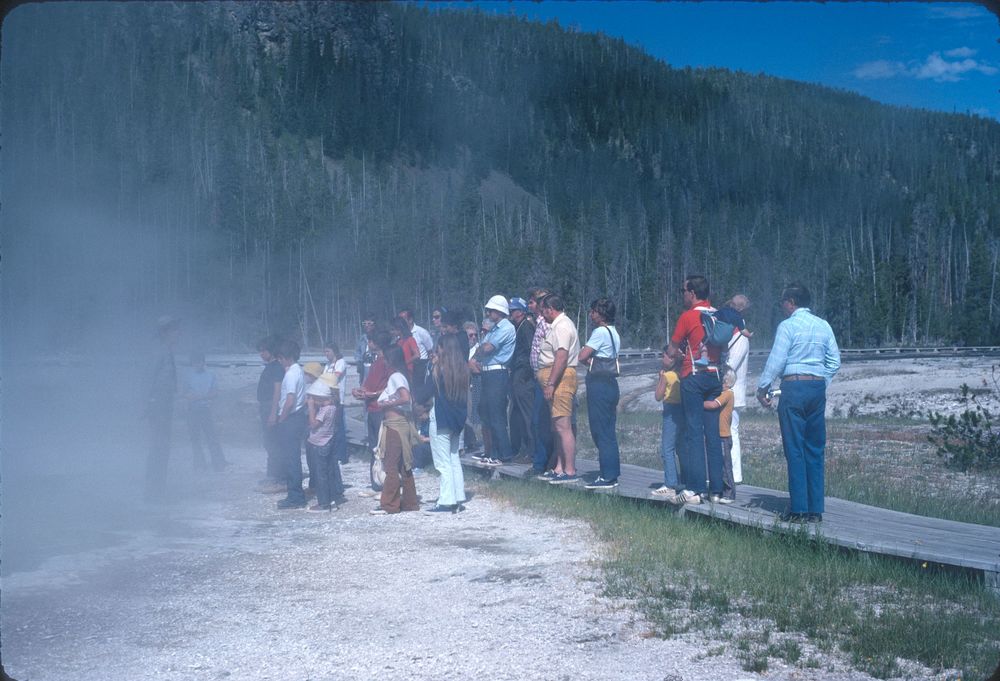 Black Sands Basin: People and steam