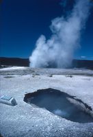 Giantess: Steam phase and Infant Geyser